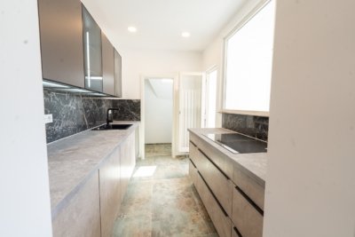 Maisonette-Charme – sanierte, bezugsfreie 5-Zi-Altbauwohnung mit ausgebautem Speicher/Atelier, 79117 Freiburg, Wohnung